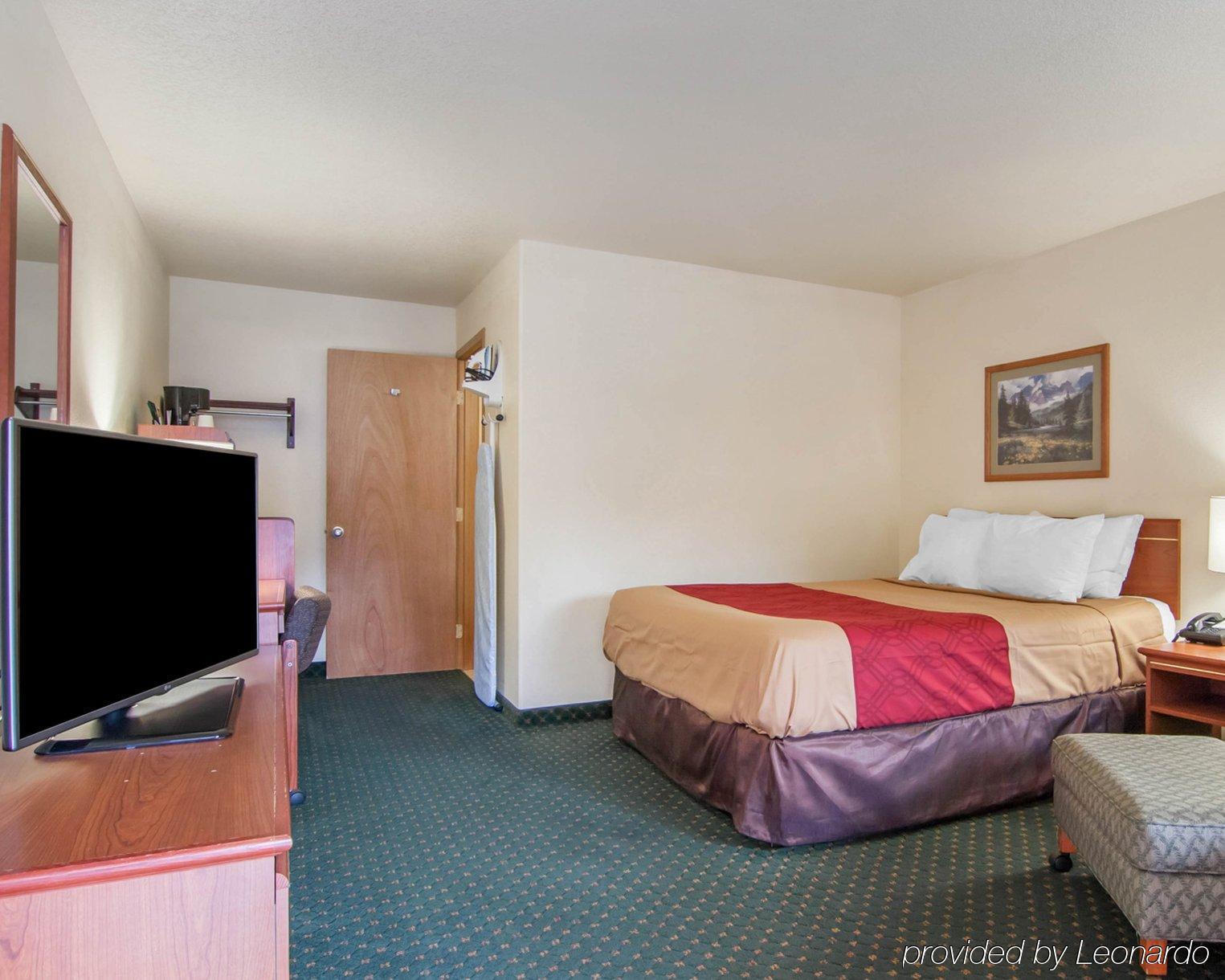 Econo Lodge City Center Портленд Екстер'єр фото